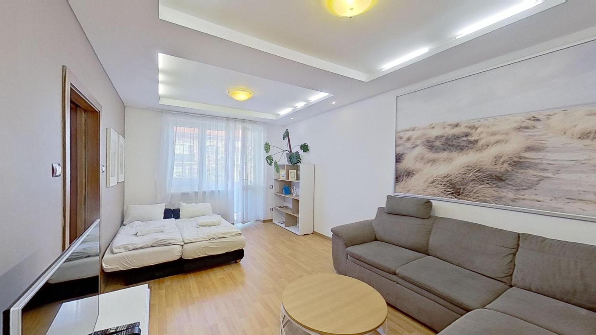 2Br Apt With Free Garage Parking, Close To The Historic Centre براتسيلافا المظهر الخارجي الصورة