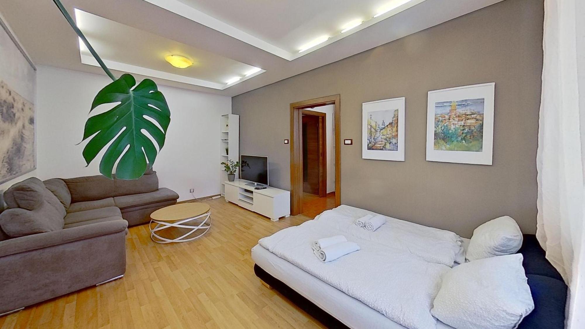 2Br Apt With Free Garage Parking, Close To The Historic Centre براتسيلافا المظهر الخارجي الصورة