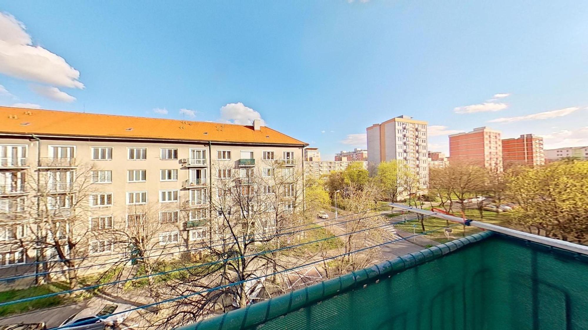 2Br Apt With Free Garage Parking, Close To The Historic Centre براتسيلافا المظهر الخارجي الصورة